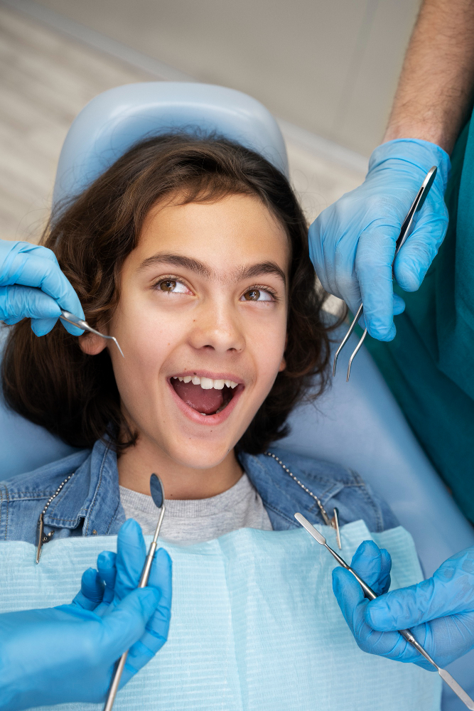 عناية لطيفة بأسنان الأطفال في Mint Dental Care