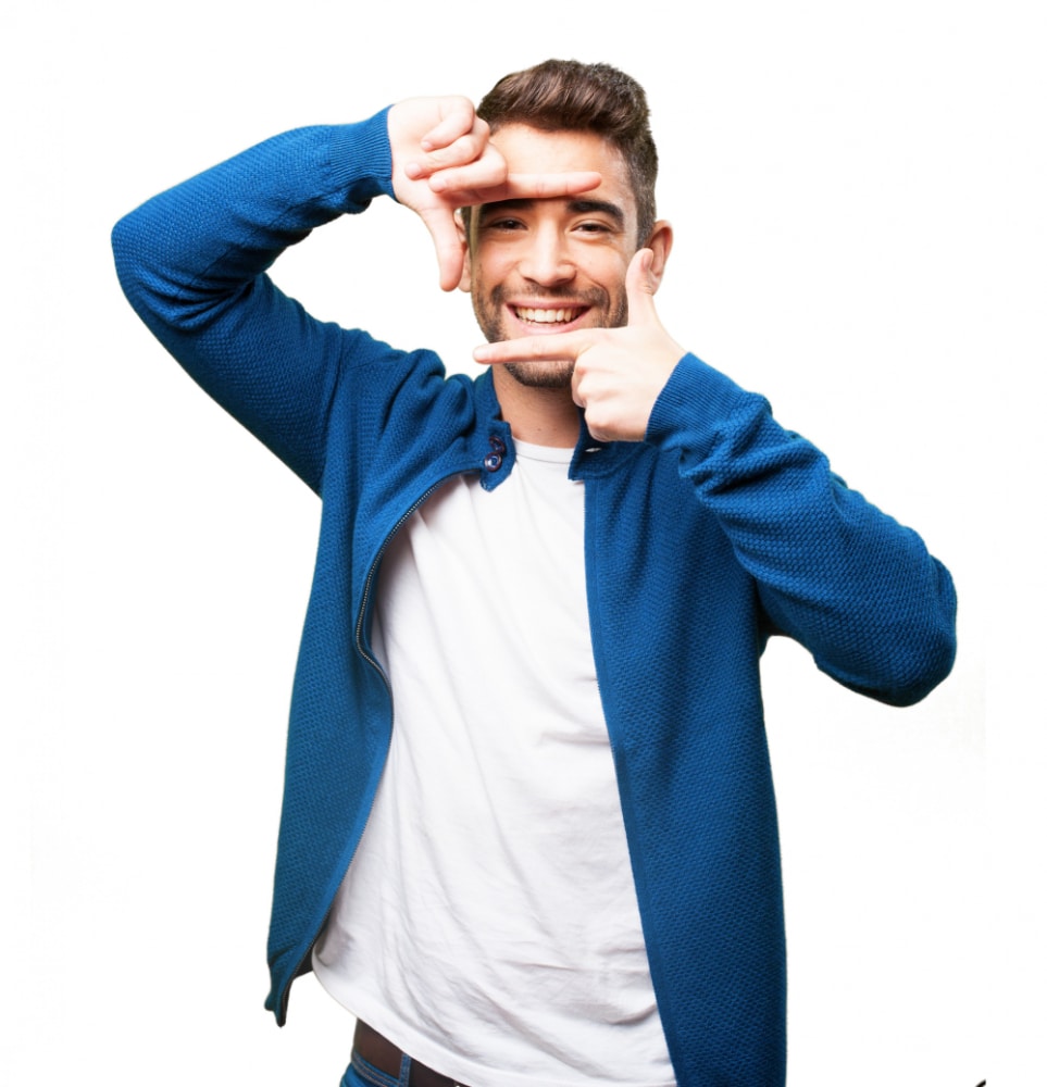 مريض بعد زراعة الأسنان في Mint Dental Care