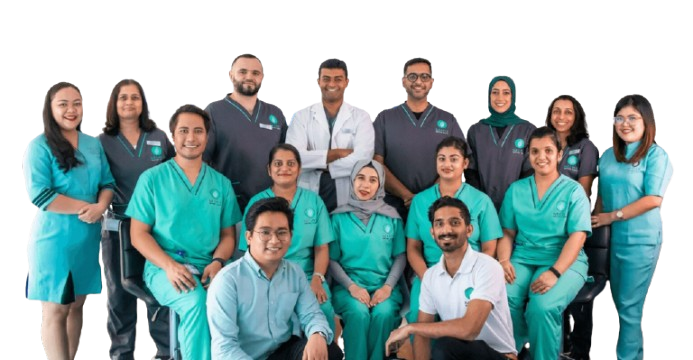 أطباء وفريق عيادة Mint Dental Care